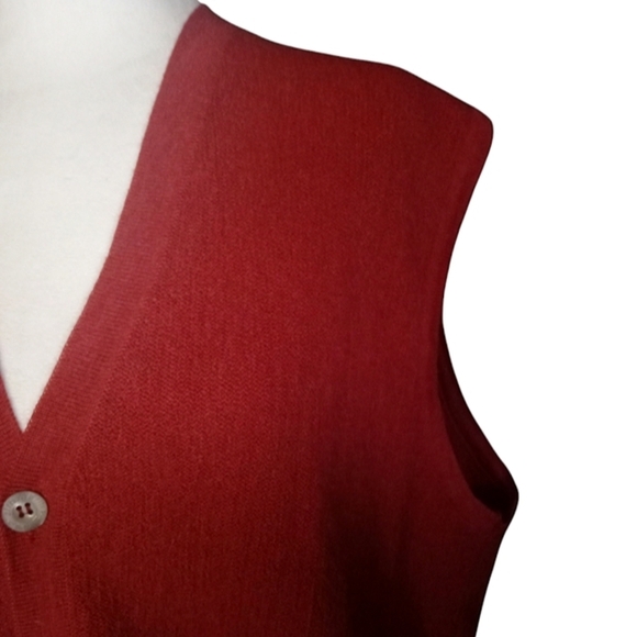 Zimmerli of Switzerland Women's Red 100% Alpaca Button Up Vest Size Large - Picture 5 of 9